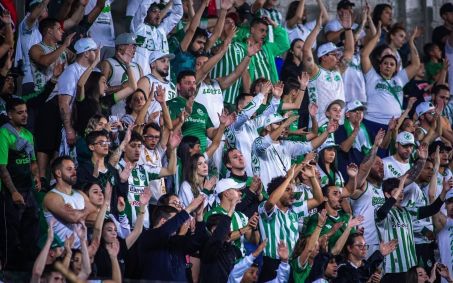 Juventude x Palmeiras - torcida no Alfredo Jaconi