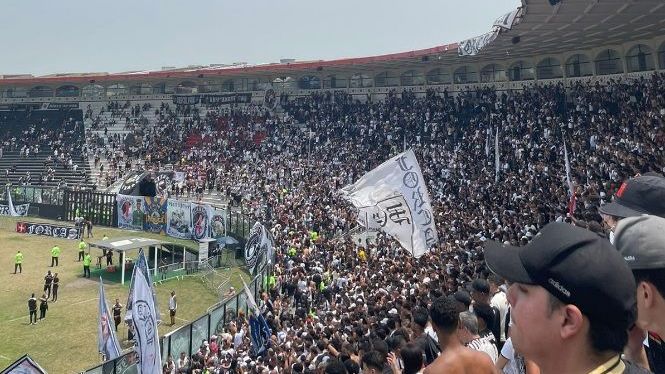 Torcida do Vasco compareceu em bom número em São Januário
