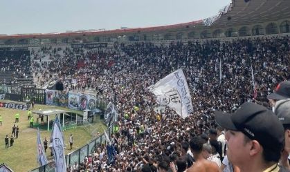Torcida do Vasco compareceu em bom número em São Januário