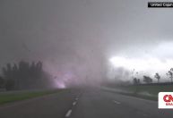 Furacão Milton: Vídeo flagra tornado na Flórida e resgate de caminhoneiro