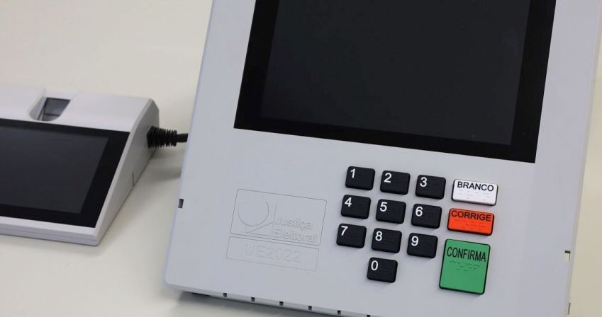 Urna eletrônica modelo UE2022: há mais de 220 mil unidades deste modelo em uso no pleito deste ano • Tribunal Superior Eleitoral (TSE)