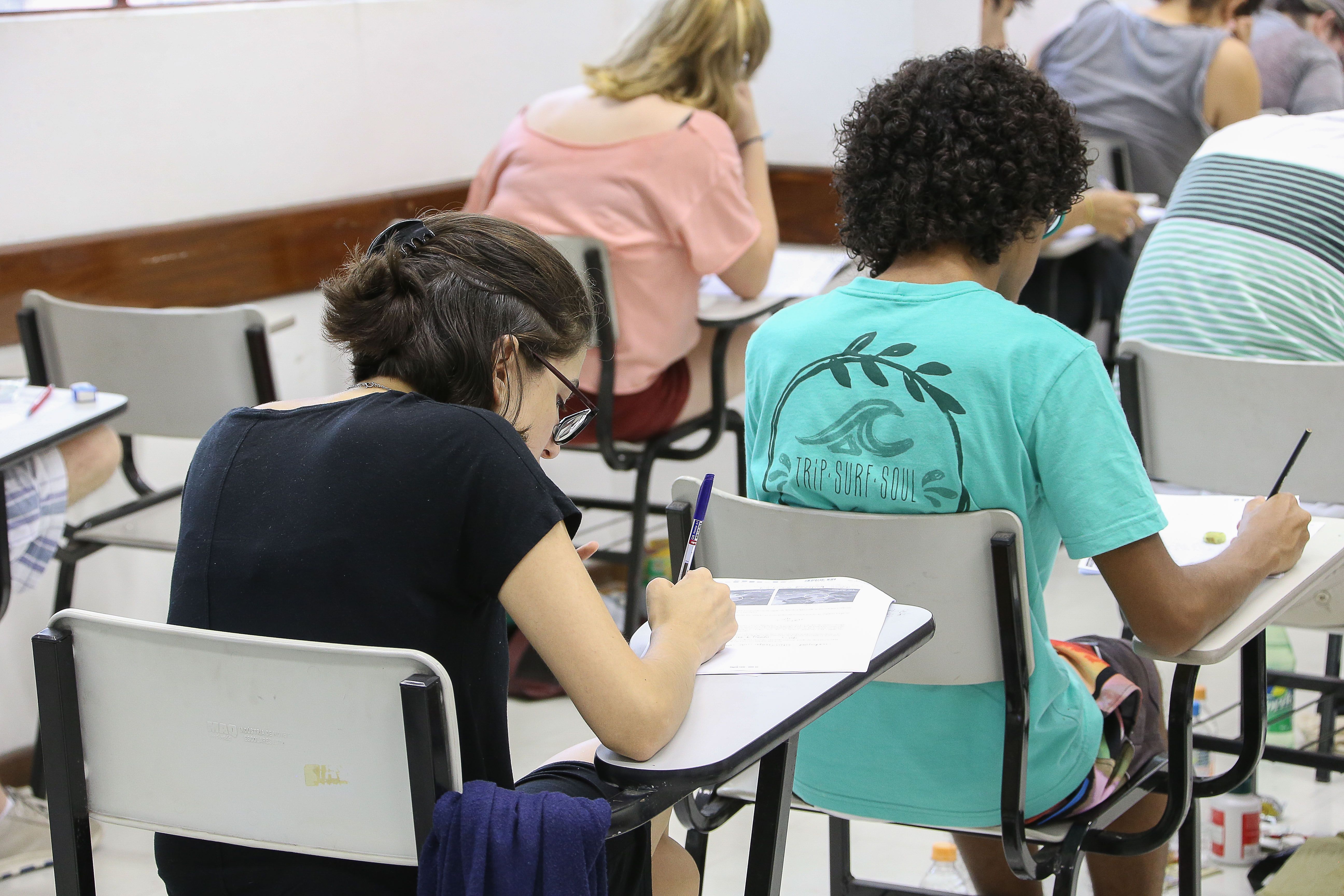 redação