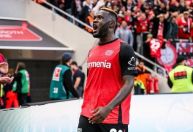 Astro do Bayer Leverkusen está fora de jogo da Champions após acidente de carro