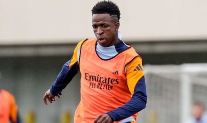 Vini Jr. durante treino do Real Madrid