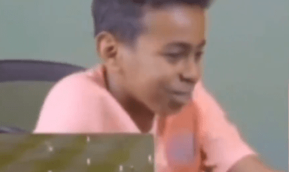 Yamal reage vídeo com lances de Ronaldinho