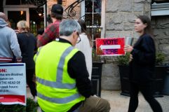 Fila para votação em Atlanta, nos Estados Unidos