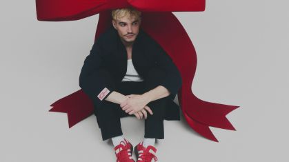 Jão anuncia turnê natalina com shows em oito cidades brasileiras