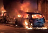 Colonos israelenses incendeiam carros nos arredores de Ramallah, dizem moradores