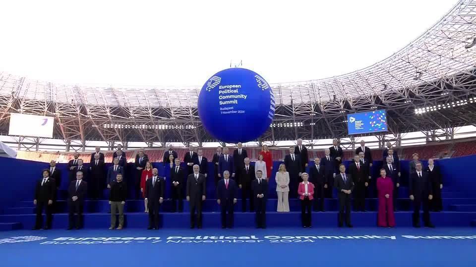 Líderes europeus pedem a Trump que evite guerras comerciais e mantenha apoio à Ucrânia