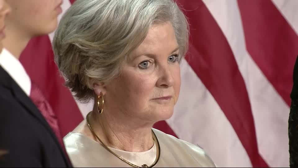 Saiba quem é susie wiles, nomeada chefe de gabinete da casa branca por trump | cnn brasil