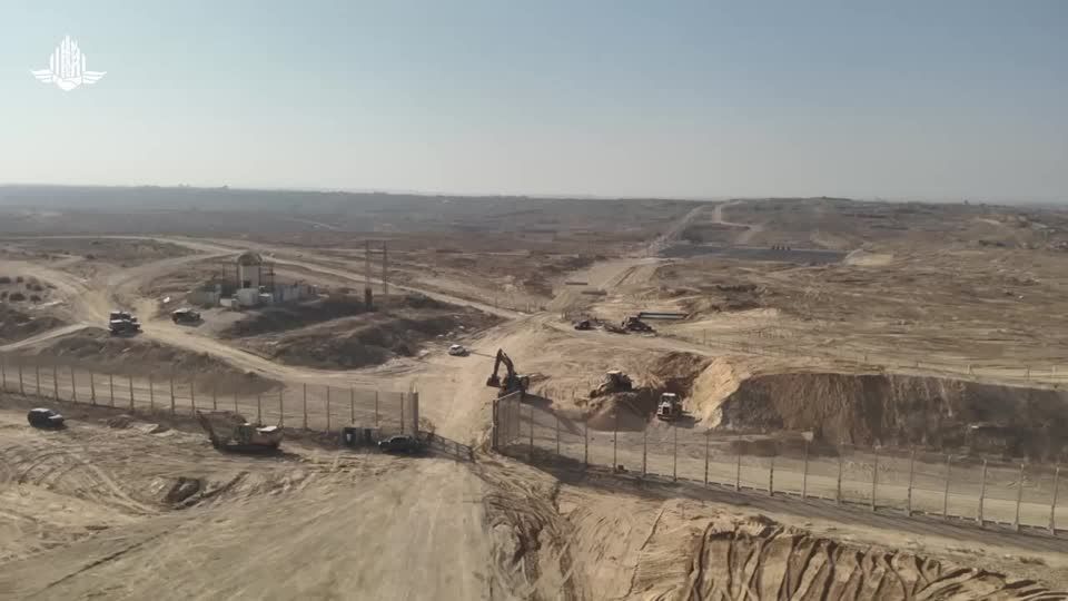 Israel says it will re-open crossing into Gaza as pressure builds to get more aid in