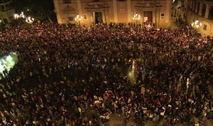 Espanha: Milhares de pessoas protestam em Valência após enchentes mortais