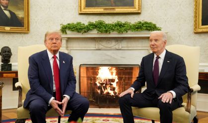 "Temos falado como um time", diz Biden sobre equipe de Trump após acordo