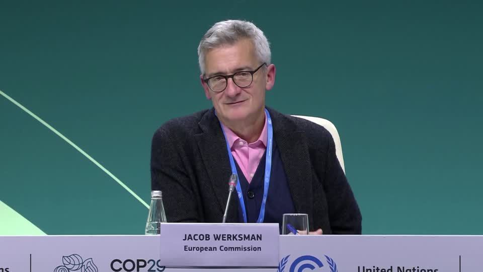 CO29: EU negotiator says still 'way off' on agreeing climate finance target