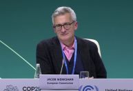 Comissário da UE fala que países estão "longe" de um acordo sobre meta climática