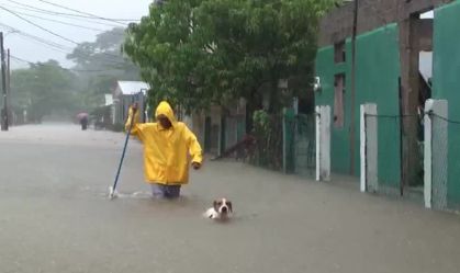 Tempestade tropical Sara mata 4 pessoas e afeta 140 mil habitantes em Honduras
