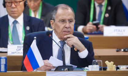 Rússia fará de tudo para evitar guerra nuclear, diz chanceler no Rio de Janeiro