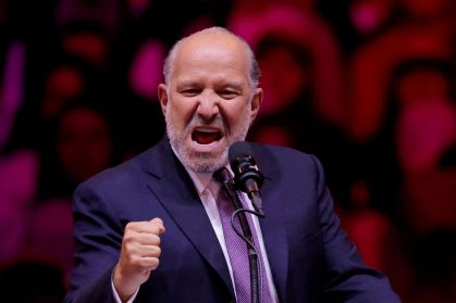 Howard W. Lutnick, presidente e CEO da Cantor Fitzgerald, foi anunciado para assumir Secretaria de Comércio dos EUA sob Trump