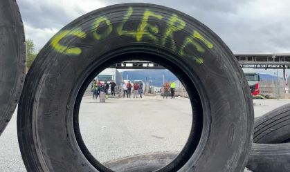 Agricultores bloqueiam fronteira entre França e Espanha contra acordo UE-Mercosul