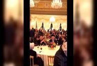 Vídeo: Elon Musk e Trump dançam ao som de "YMCA" em jantar de Ação de Graças