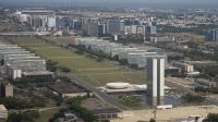 Congresso e STF são avaliados negativamente por 44%, aponta pesquisa Futura