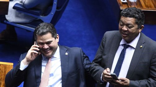 Os senadores Davi Alcolumbre (União-AP) e Beto Faro (PT-PA)