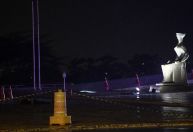 Homem-bomba jogou pano com gasolina na estátua da Justiça e tentou ato "simbólico"
