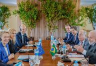 Lula e presidente da Comissão Europeia debatem acordo entre UE e Mercosul