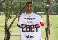 São Paulo: Alisson volta a ser relacionado e renova contrato até 2027