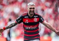 Arrascaeta fica fora do Flamengo de todos os tempos; veja lista