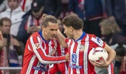 Atlético de Madrid vence Alavés em 700ª partida de Simeone