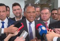 Antonio Brito mantém candidatura para presidente da Câmara, mas não descarta desistir