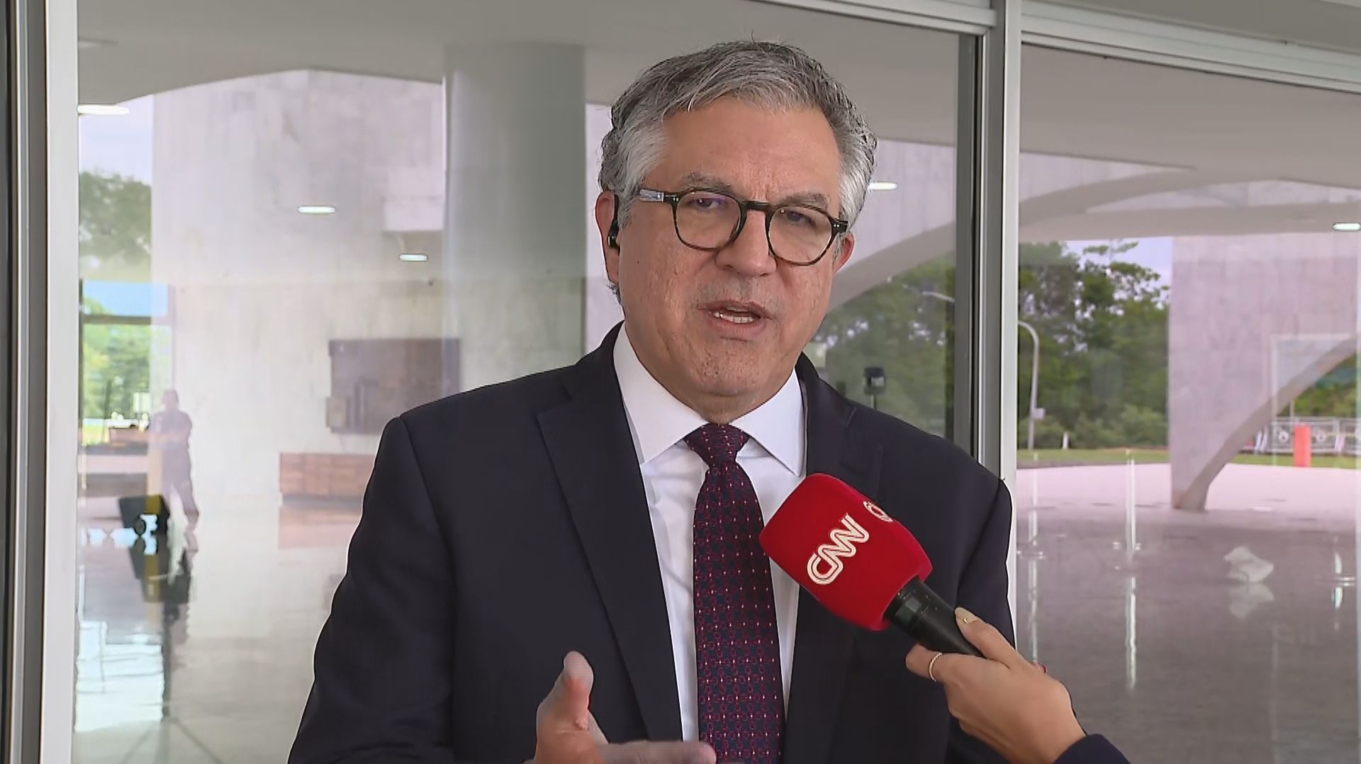 Alexandre Padilha, ministro-chefe da Secretaria de Relações Institucionais, em entrevista à CNN