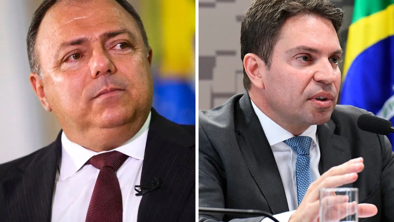 Eduardo Pazuello (à esquerda) e Alexandre Ramagem