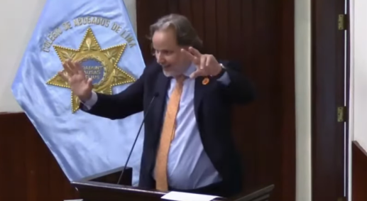O advogado Marco Aurélio de Carvalho comandou palestra sobre a Lava Jato no Peru
