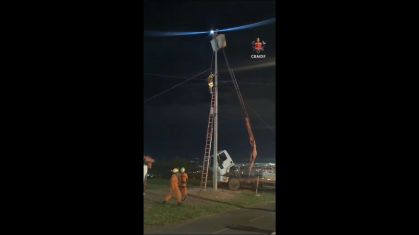 Resgate foi feito pelos bombeiros