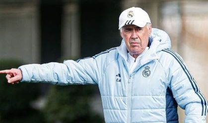 Carlo Ancelotti se reúne com a diretoria do Real Madrid para discutir crise