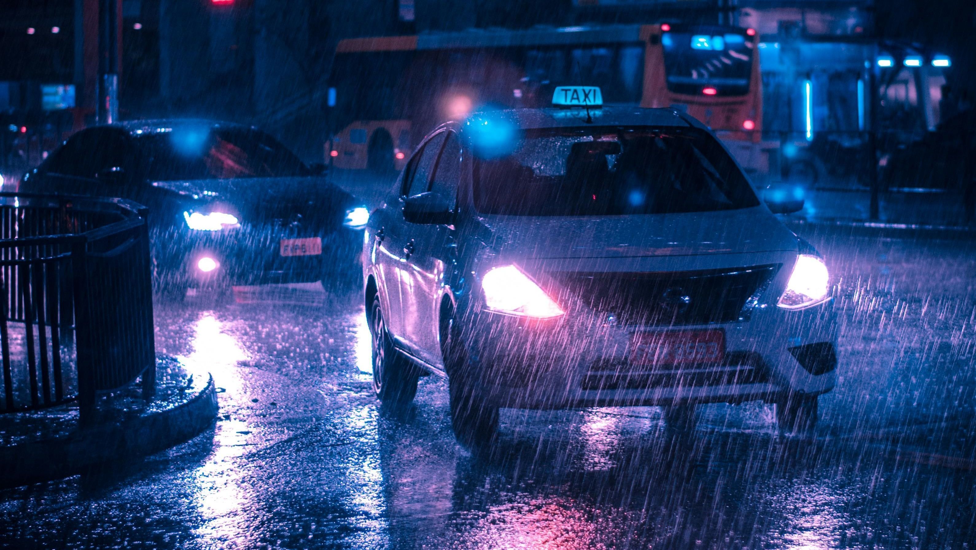 Carro na chuva
