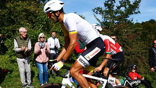 Ciclista do Papa quer Vaticano em eventos esportivos