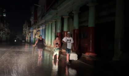 Furacão Rafael causa colapso da rede elétrica de Cuba