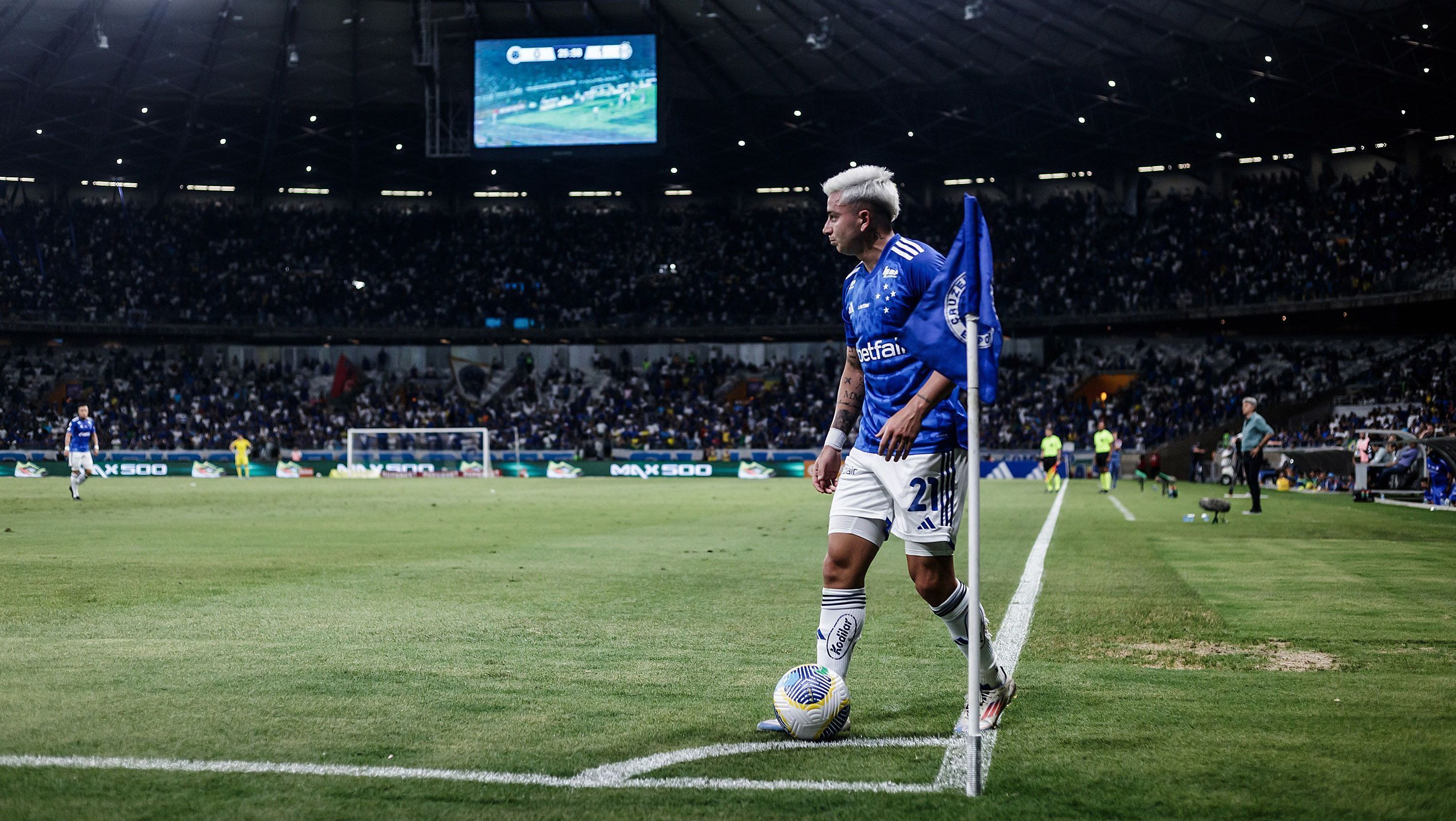 Cruzeiro e Grêmio empataram no Mineirão