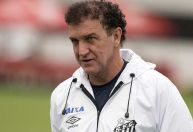Cuca, Renato Gaúcho, Luís Castro... Santos prega cautela na escolha do técnico