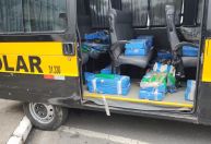 Motorista é preso após polícia encontrar mais de 300 kg de maconha em van escolar