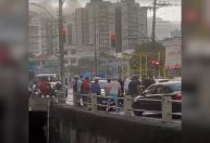 Vídeo: policial reage a assalto e captura criminoso na zona norte do Rio