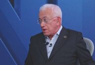 "Há crise da esquerda em todo mundo", diz Mangabeira Unger à CNN