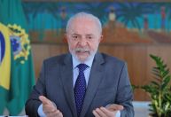 "Manter a floresta em pé custa dinheiro", diz Lula à CNN