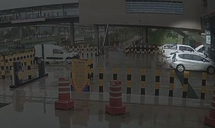 Perícia vai verificar se carro de seguranças de empresário executado teve defeito; veja imagens