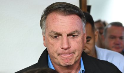 Bolsonaro saiu do país para evitar possível prisão e aguardar desfecho dos atos golpistas, diz PF
