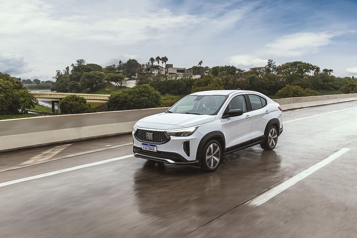 A variante do SUV cupê da Fiat tem sistema híbrido • Divulgação