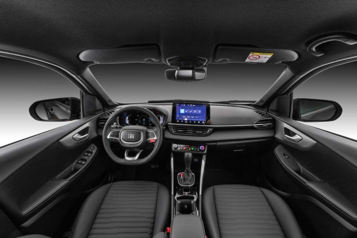 Fiat Fastback Impetus Hybrid 2025 • Divulgação